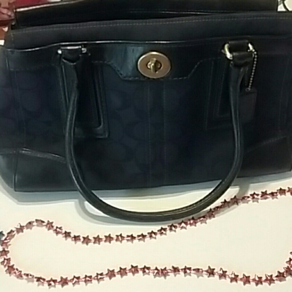 Coach Handbags - Coach fashion handbag black